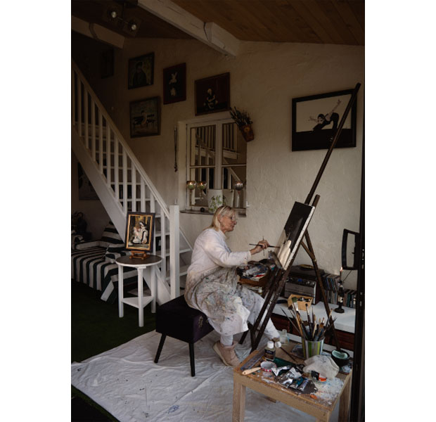 Une artiste entre ombre et lumière